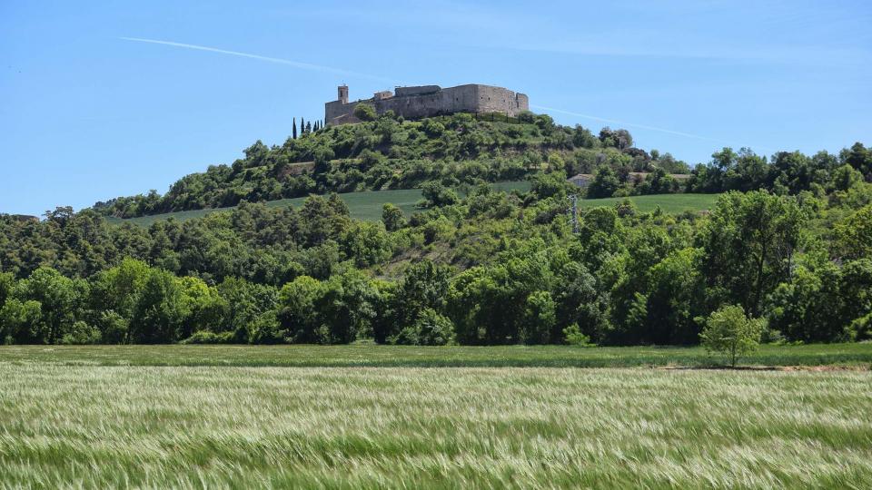 12.5.2019 Vista del poble  Montfalcó Murallat -  Ramon Sunyer