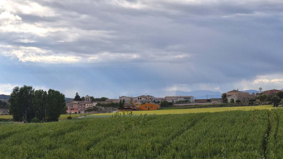 18.5.2019 vista del poble  Pallerols -  Ramon Sunyer