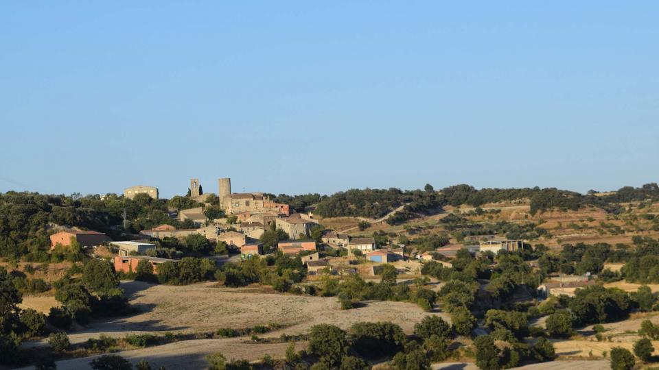 14.8.2019 Vista del poble  Gospí -  Ramon Sunyer