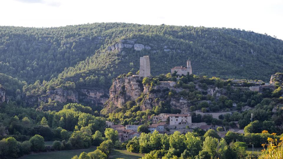 11.9.2019 Vista del poble  Santa Perpètua de Gaià -  Ramon Sunyer