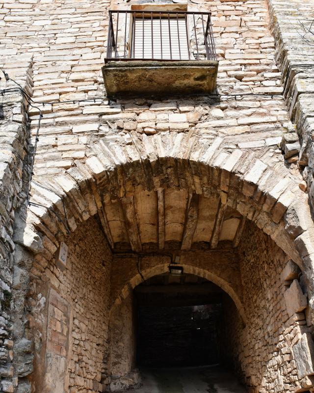 Portal de l'Oluja Baixa