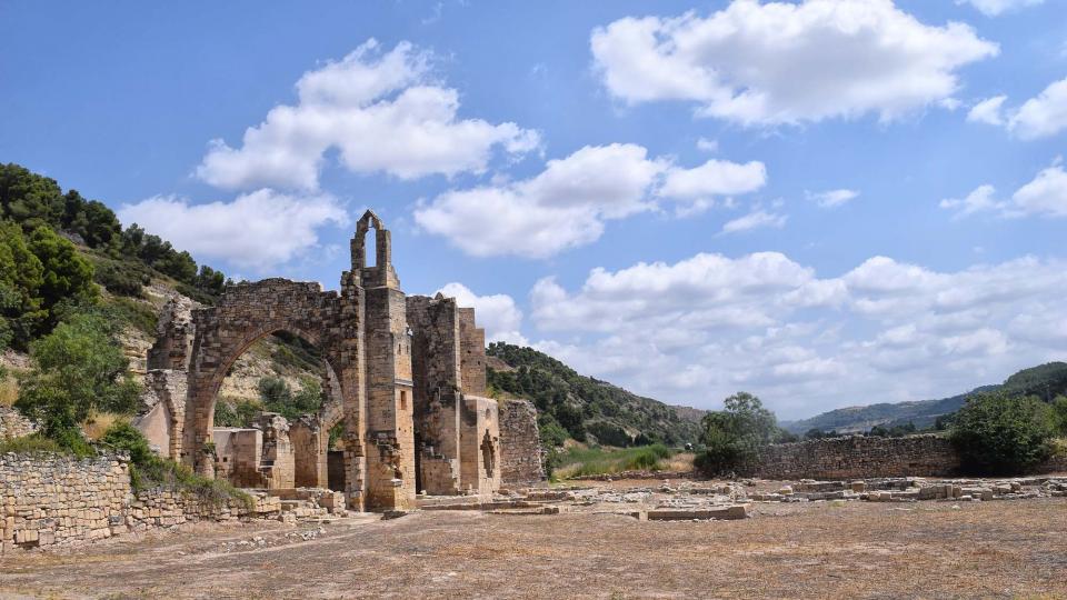 11.8.2018 monestir de Santa Maria de Vallsanta  Guimerà -  Ramon Sunyer