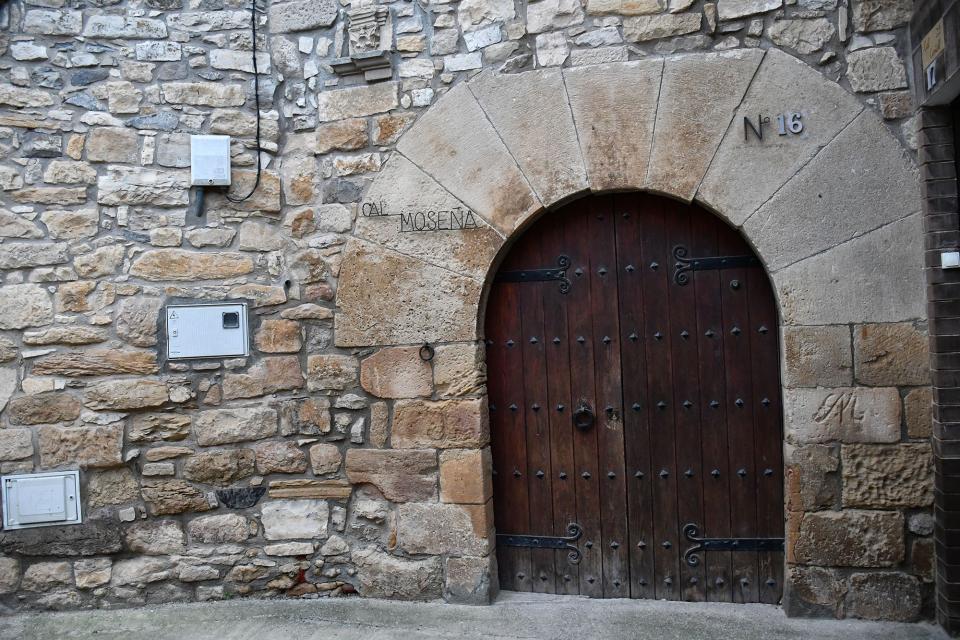 Cal Mosenya (antic castell) 22.12.2019 Cal Mosenya (antic castell) Nalec - Ramon Sunyer