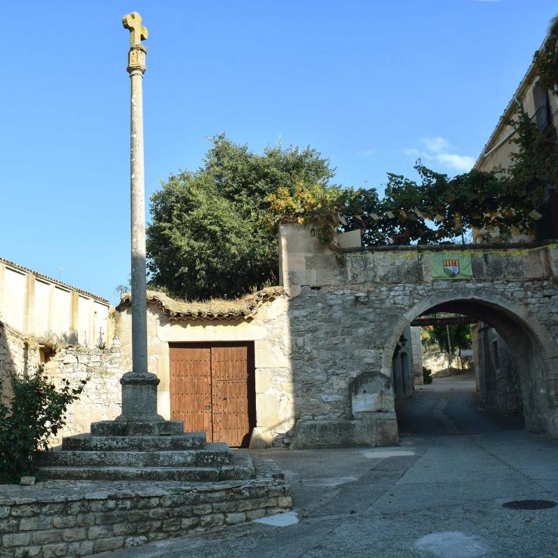 Creu de terme 10.8.2019 Creu de terme Llorenç de Rocafort - Ramon Sunyer