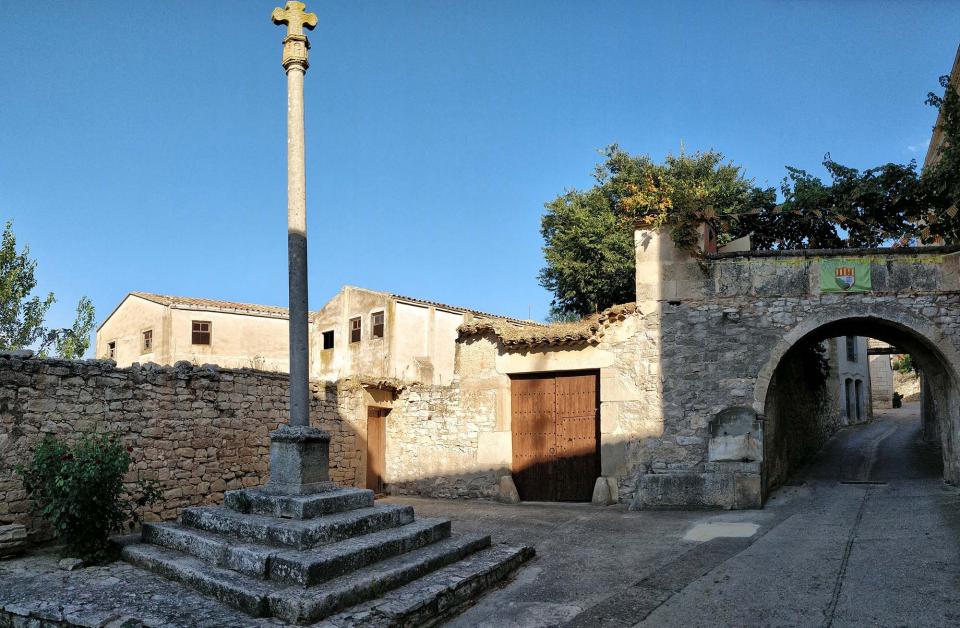 Creu de terme 10.8.2019 Creu de terme Llorenç de Rocafort - Ramon Sunyer