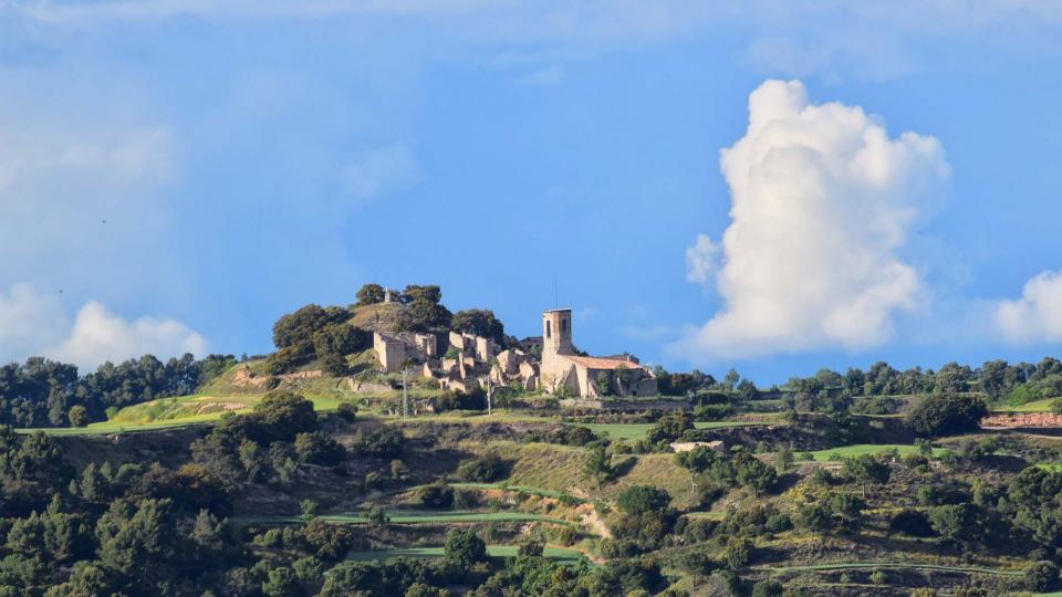 18.5.2019 vista del poble  Montlleó -  Ramon Sunyer