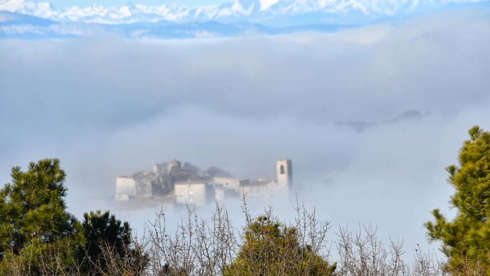 19.12.2021 vista del poble  Montoliu de Segarra -  Ramon Sunyer