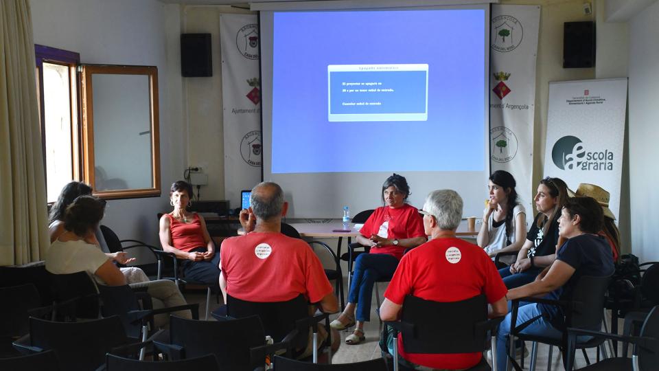 11.6.2022 - Xerrada clausura: Energías renovables y nuevos extractivismos: problemas y desafíos para una transición energética justa. - Argençola - Ajuntament Argençola