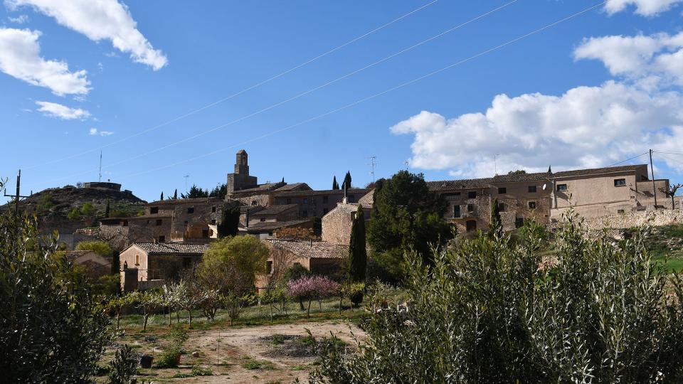 2.4.2023 Vista del poble  Montblanquet -  Ramon Sunyer