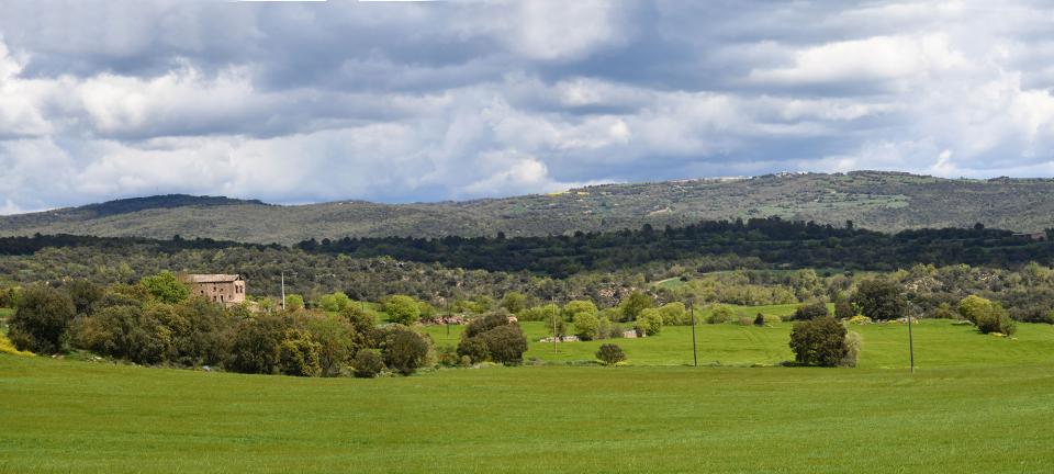 Panoràmica de les Feixes 22 de Abril de 2025 Panoràmica de les Feixes Puig-redon - Ramon Sunyer