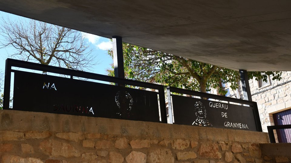 2.4.2023 - plaça - Senan - Ramon Sunyer