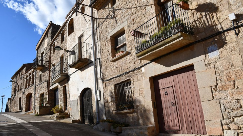 2.4.2023 - carrer major - Senan - Ramon Sunyer
