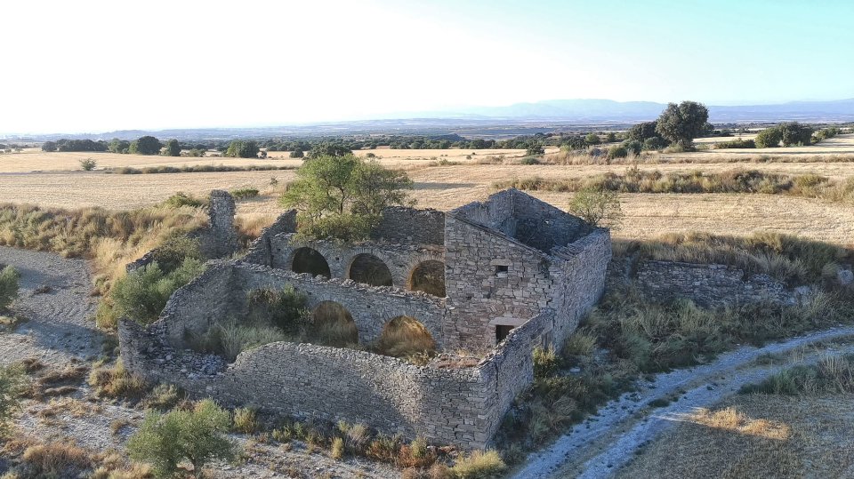 Popular architecture Pleta del Llobreta