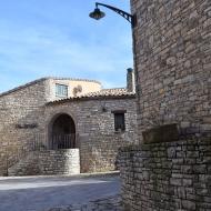 Conill: plaça Castell  Ramon Sunyer