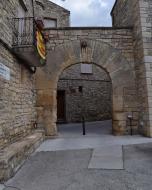Conesa: Portal de Santa Maria  Ramon Sunyer