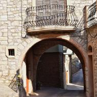 Rocafort de Vallbona: Portal del carrer Major  Ramon Sunyer
