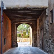 Santa Coloma de Queralt: Portal del Martí  Ramon Sunyer