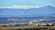 Montcortès de Segarra: castell amb el Pireneu nevat  Ramon Sunyer