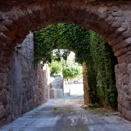 Montfalcó d'Ossó: Portal Ramon Sunyer