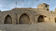 Forès: Plaça del Castell  Ramon Sunyer