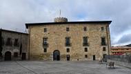 Santa Coloma de Queralt: Façana del castell  Ramon Sunyer