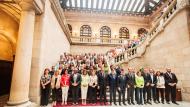 Foto de grup amb els alcaldes i alcaldesses dels municipis rurals que han assistit al ple d'aprovació de l'Estatut de Municipis Rurals